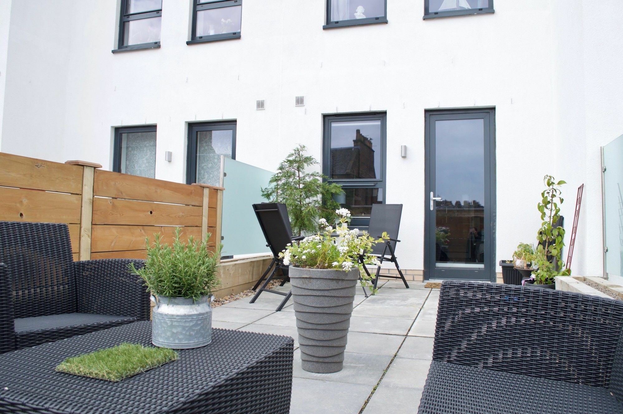 Central 2 Bedroom Apartment With Free Parking Edimburgo Exterior foto